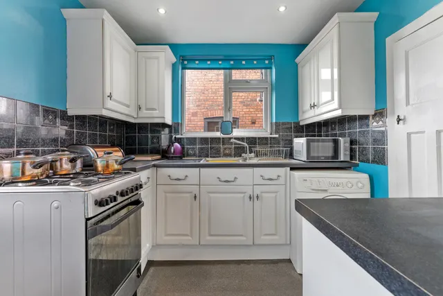 Photo 3 — Dykin Road, Widnes, Widnes, WA8 3HN