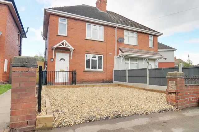 Dick Sheppard Avenue, Tipton, DY4, photo 1