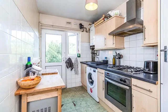 Photo 2 — St. Marks Hill, Surbiton, Surrey, KT6