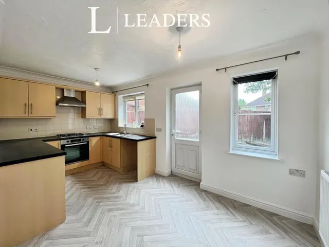 Harveys Close, Spalding, PE11, photo 2