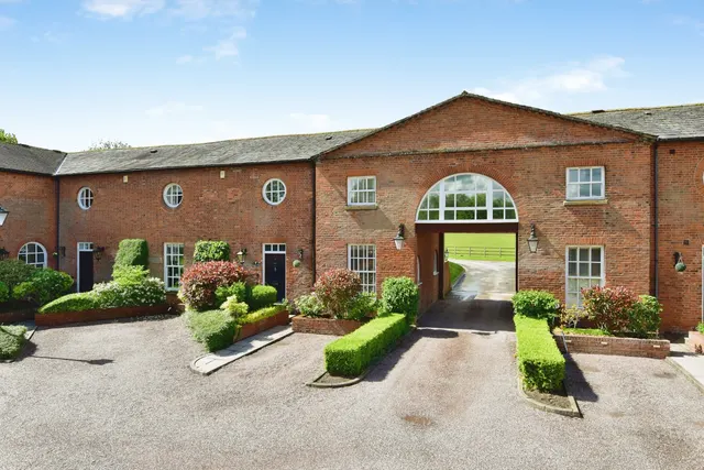 Somerford Hall, Somerford, CW12, photo 1