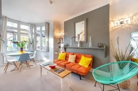 Hoveden Road, London, NW2 3XE, photo 1