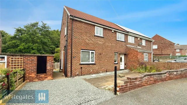 South Crescent, Dodworth, S75, photo 1
