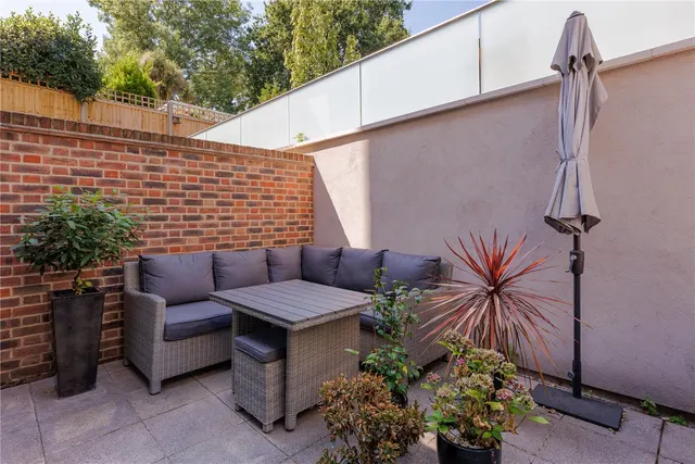 West Hill, London, SW15, photo 1