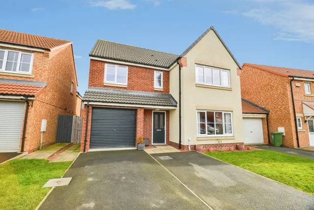 Sculptor Crescent, Stockton-On-Tees, TS18, photo 1