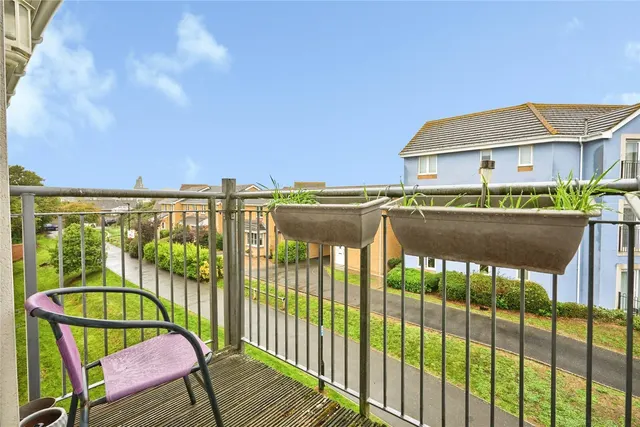 Snowberry Road, Newport, PO30, photo 2