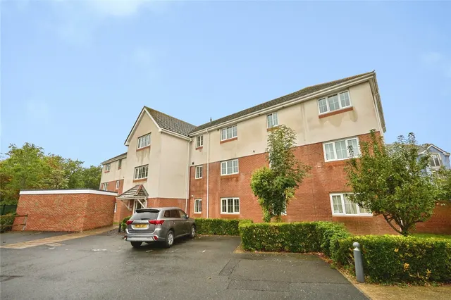 Snowberry Road, Newport, PO30, photo 1