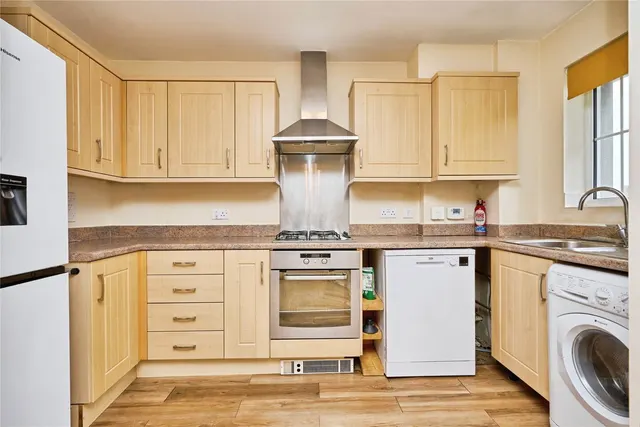 Snowberry Road, Newport, PO30, photo 3