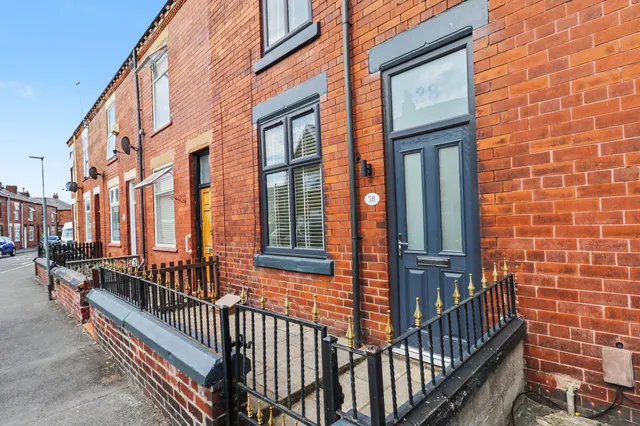 Milton Street, Leigh, Leigh, WN7 4EB, photo 1