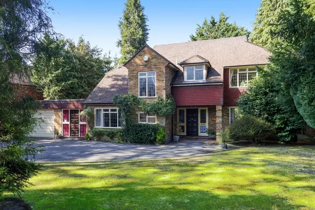 Firfields, Weybridge, KT13, photo 1