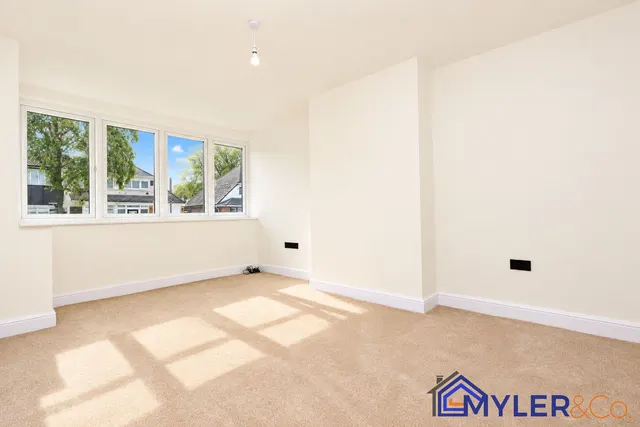 Lynton Crescent, Widnes, photo 3