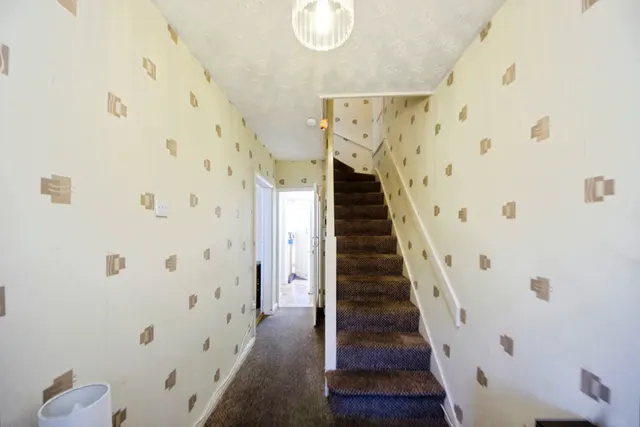 Whitney Road, Liverpool, L25, photo 2