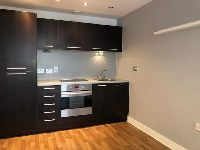 Mary Ann Street, B3, photo 1