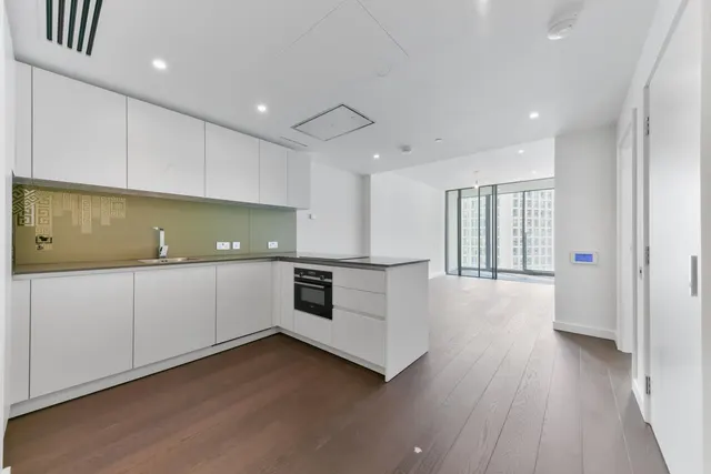 DAMAC Tower, Nine Elms, SW8, photo 3