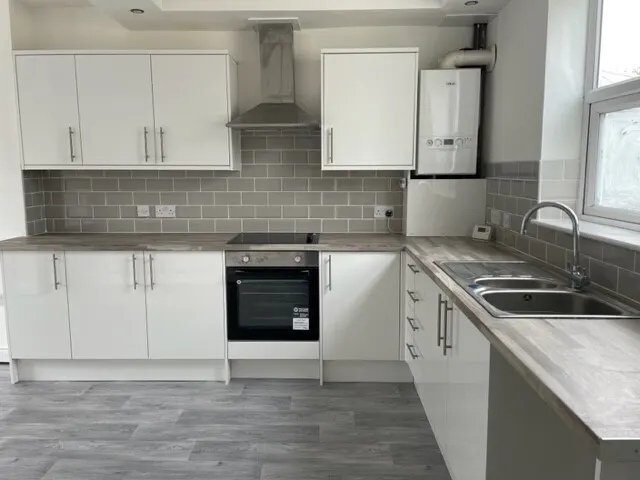Alexandra Street, Kirkby-In-Ashfield, NG17, photo 3