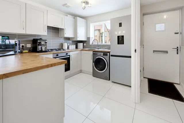 Blunn Croft Kilnhurst, Kilnhurst, S64, photo 3