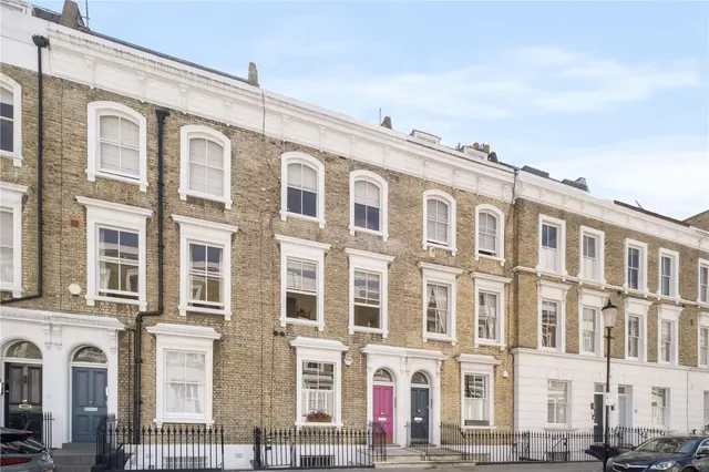Photo 3 — Ifield Road, London, SW10 9AA