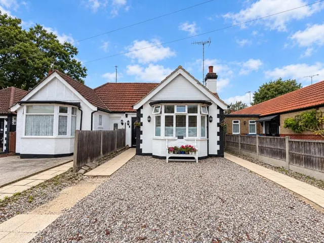 Westbourne Grove, Westcliff-on-Sea, SS0, photo 1