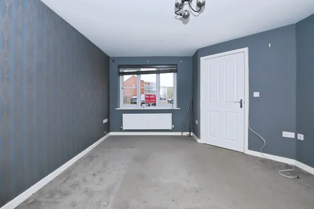 Photo 3 — Benington Close, Hampton Gardens, Peterborough