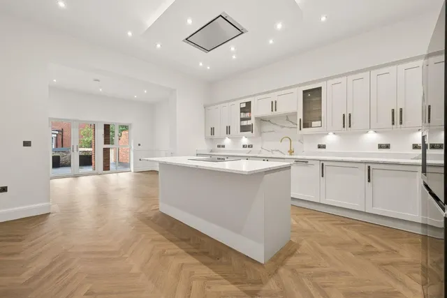 Lapwing Lane, West Didsbury, M20, photo 2