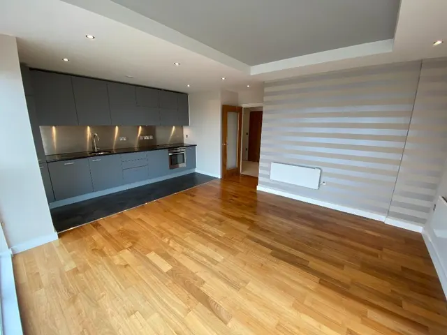 Newport Road, Cardiff, CF24, photo 3