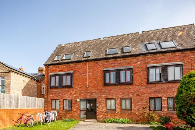 North Street, Bicester, photo 1