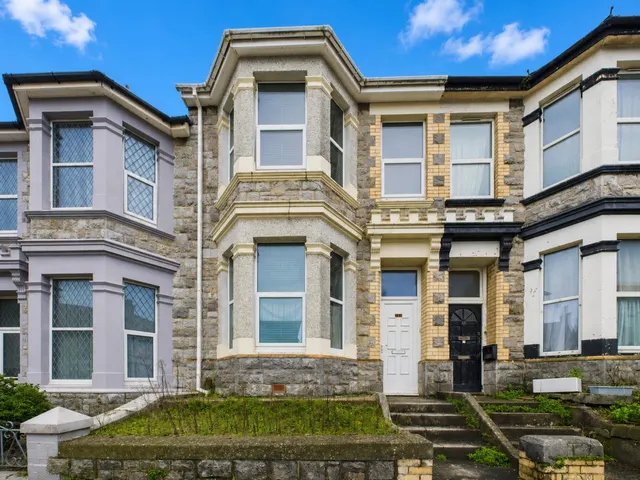 Derry Avenue, Mutley, Plymouth, photo 1