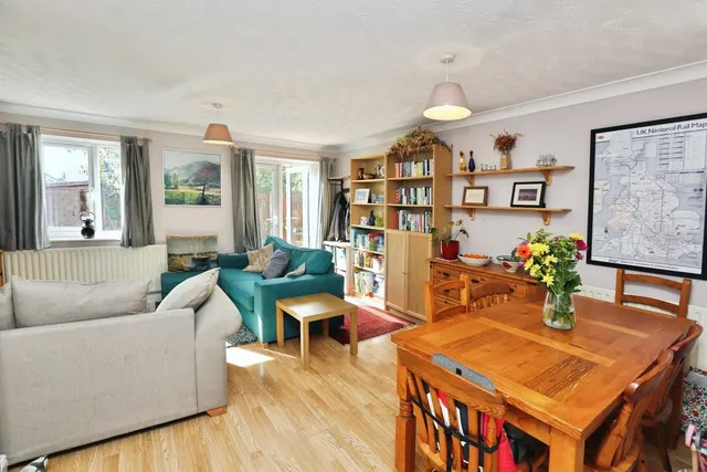 Kern Close, Southampton, SO16, photo 2