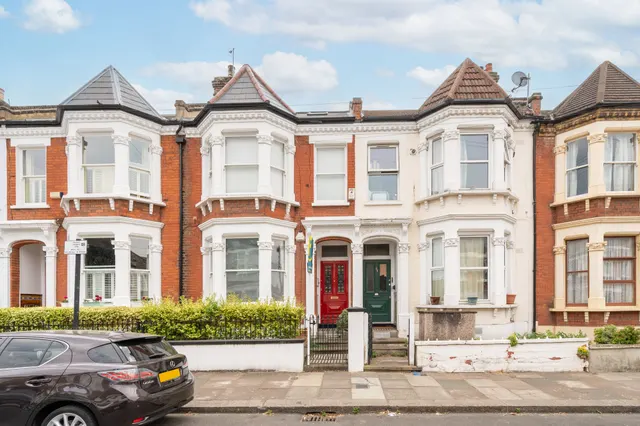 Ground Floor, 25 Fernside Road, London, photo 1
