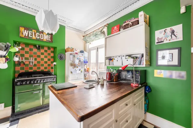 Photo 3 — Ground Floor, 25 Fernside Road, London