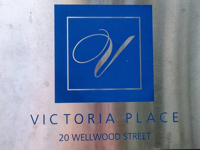 Photo 2 — 20 Wellwood Street, Belfast, BT12
