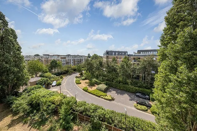 Melliss Avenue, Kew, TW9, photo 2