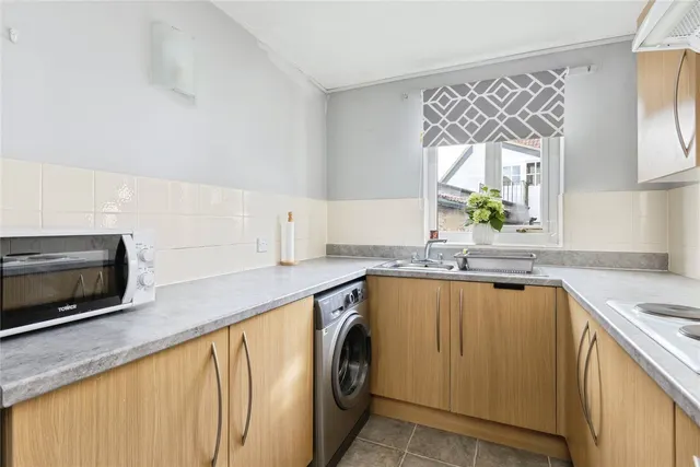Photo 3 — Middleton Court, Wymondham, Norfolk, NR18