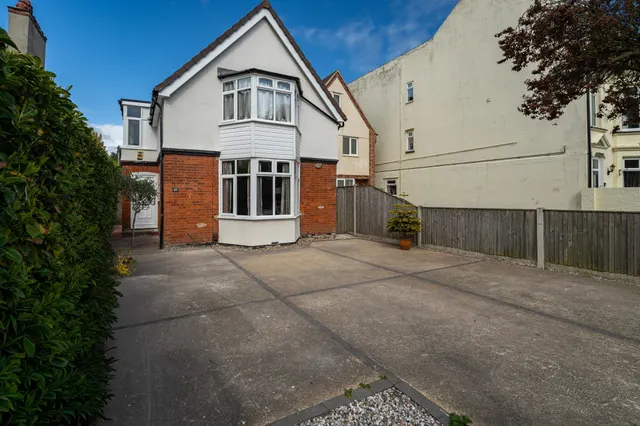 Avondale Road, Gorleston, Great Yarmouth, photo 1