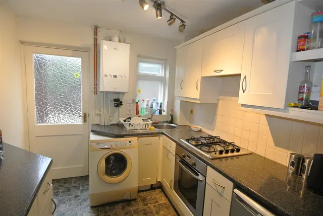 Photo 3 — Corby Drive, Englefield Green, Surrey, TW20 0SD