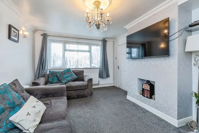 Coniston Close, Gillingham, ME7, photo 2