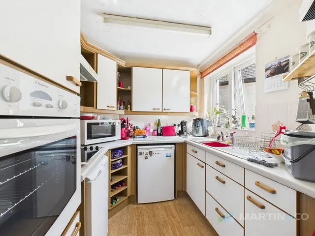 Lowen Court, Truro, TR1, photo 2