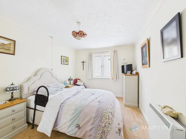 Lowen Court, Truro, TR1, photo 3