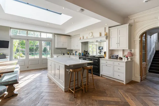 Coxwell Street, Cirencester, GL7, photo 2