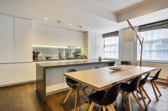 Picton Place, London, W1U, photo 2