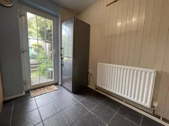 Bull Head Street, Wigston, LE18, photo 3