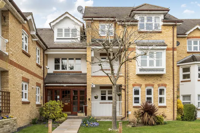 The Chase, Stanmore, HA7, photo 1