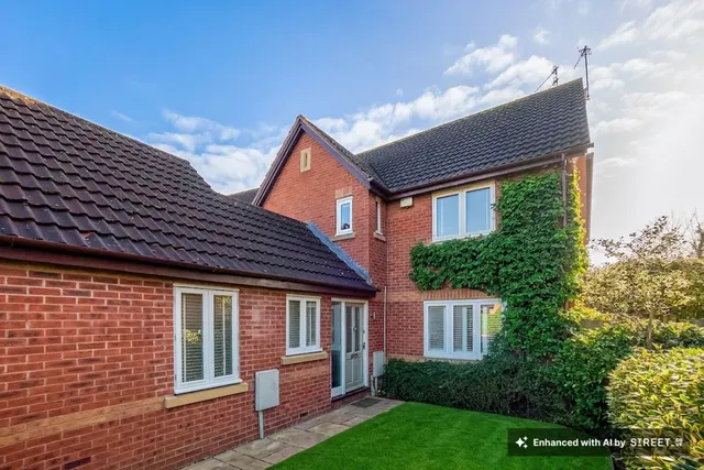 Blenheim Close, Bidford-On-Avon, B50, photo 1