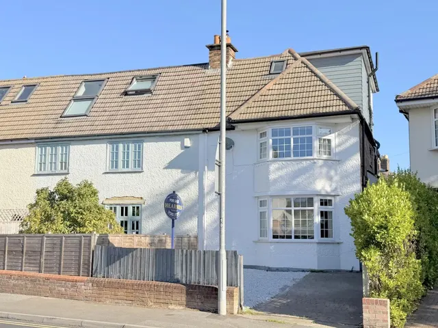 Sandbanks Road, BH14, photo 2