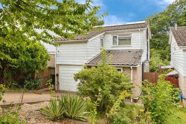 Redleaf Close, Tunbridge Wells, TN2, photo 1