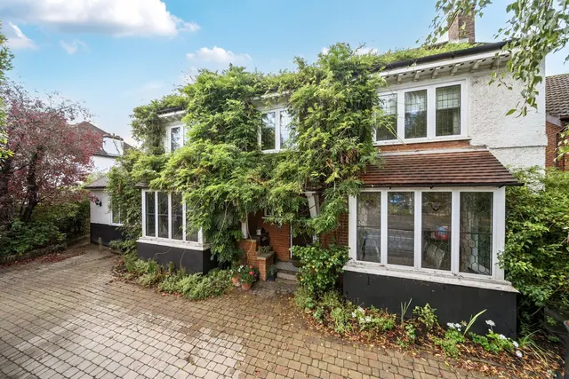 Sevenoaks Road, Kent, BR6, photo 1