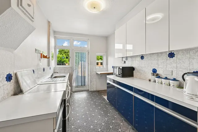 Priory Close, Beckenham, BR3, photo 1