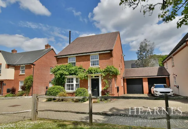 Coppins Close, BH22, photo 1