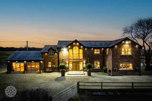 Aldreds Farm Jacks Lane, Westhoughton, Bolton, BL5 2DJ, photo 1