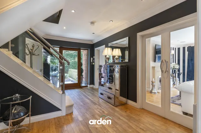 Twatling Road, Barnt Green, B45, photo 3